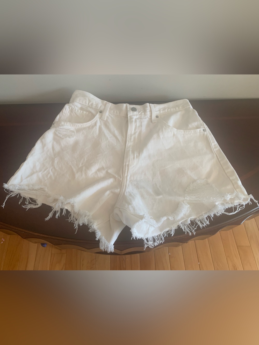 Levi’s High Waisted Mom Frayed Hem Women's Denim Shorts 100% Cotton
